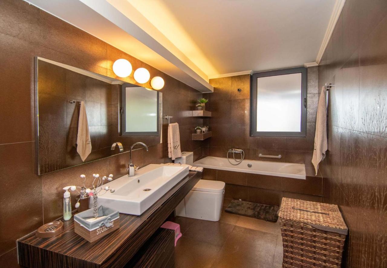 Optasia Luxury House آرغوس المظهر الخارجي الصورة